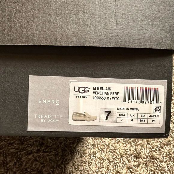 UGG Men’s Bel-Air Venetian Perf Driving Loafers size 7 - Picture 9 of 10